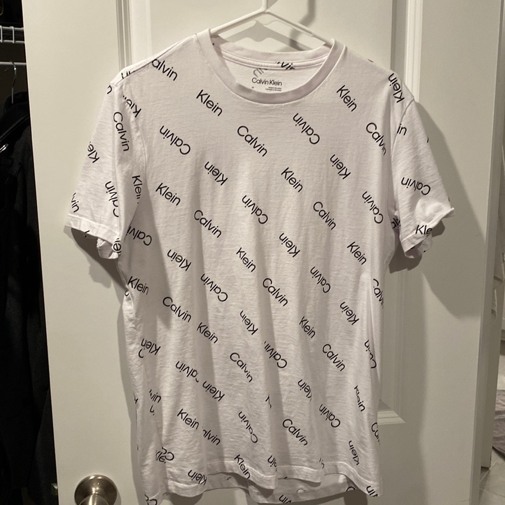 White Calvin Klein script shirt, worn maybe twice, size medium